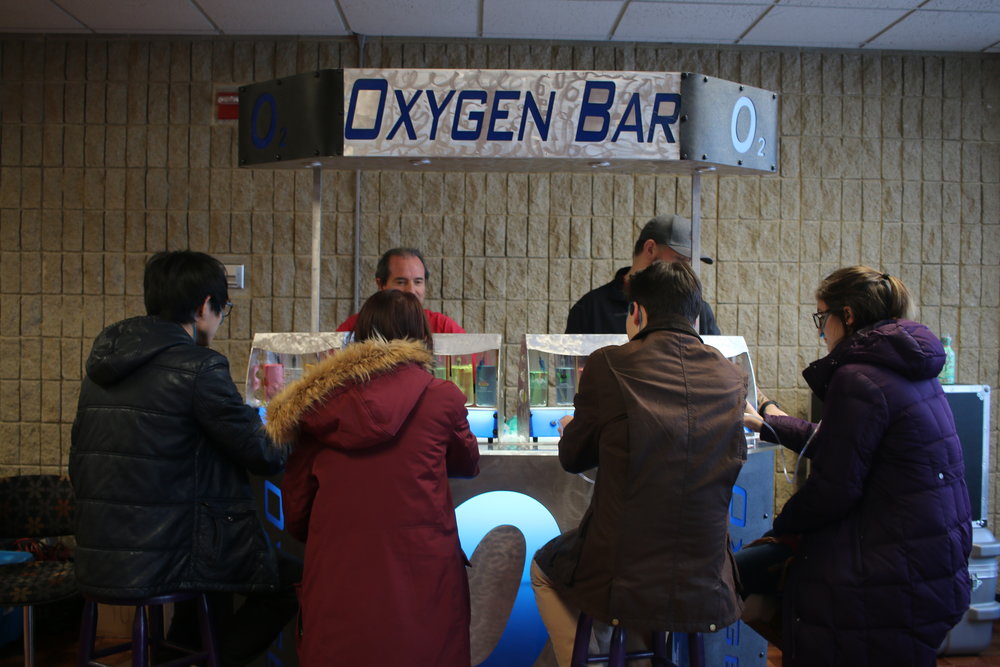  Students enjoy last year's Oxygen Bar, featured again this year. 