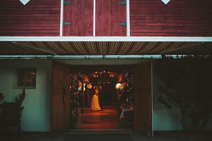 shawnessy barn wedding, shawnessy barn reception, calgary wedding, barn wedding, barn wedding dance
