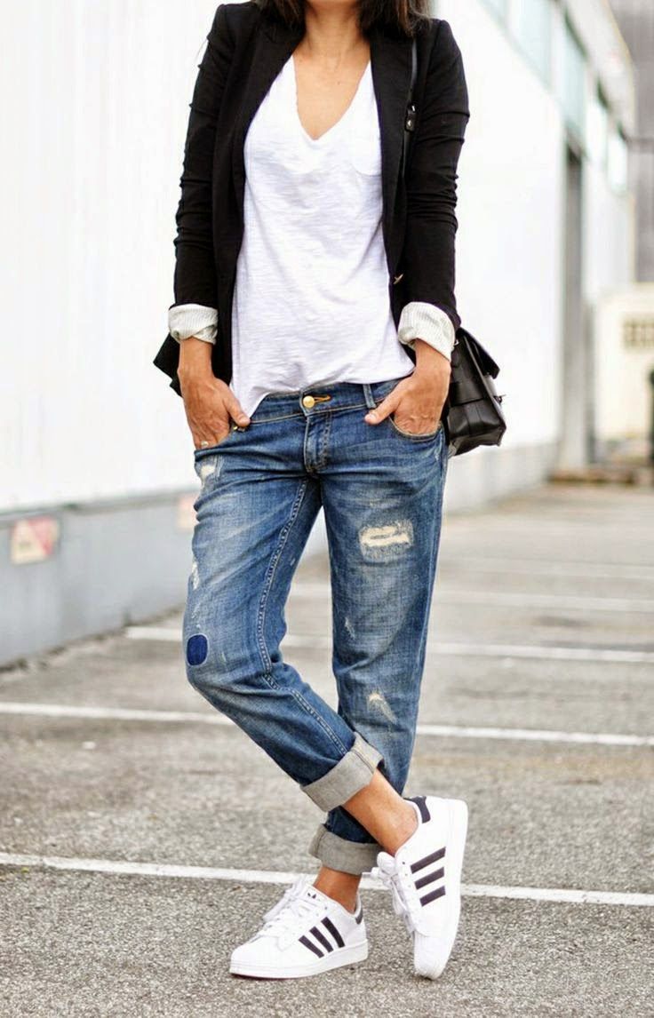 30 Ripped Jeans Outfit Thatll Make You Want to Wear Every 