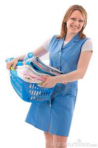 woman-basket-laundry-14043134