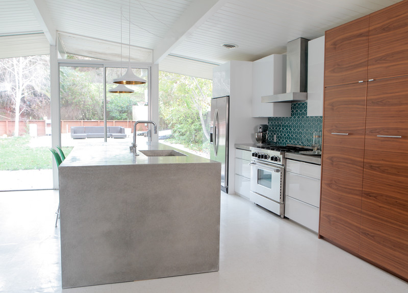 Diy Concrete Countertops Mid Century Modern Interior Designer