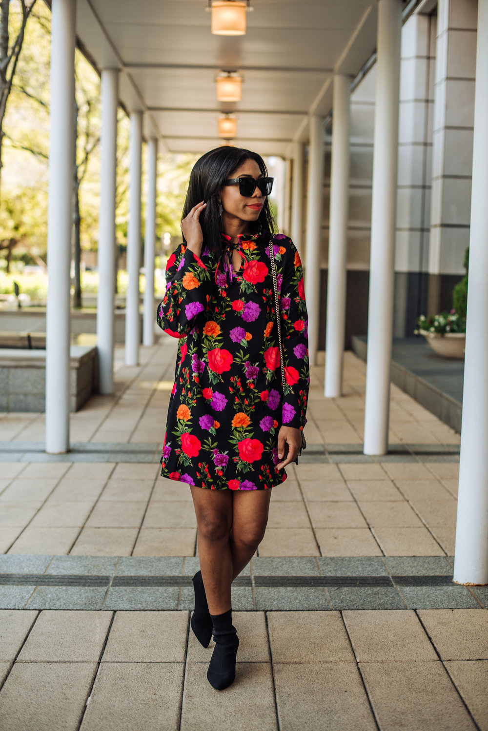 how to style a bootie in the spring summer floral dress pour la victorie shoes