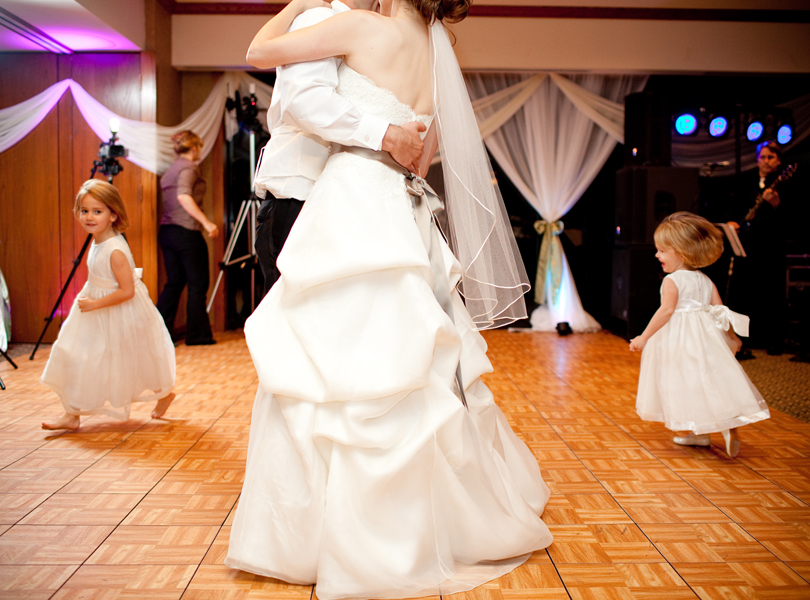 bride and groom first dance, The Hills Country Club Wedding, flower girls dancing