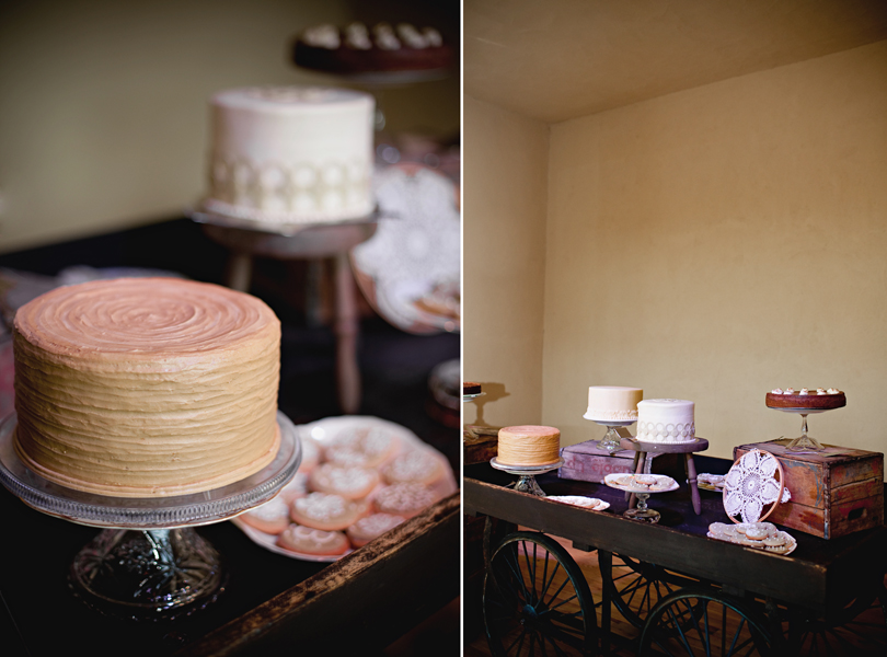 Barr Mansion Weddings, Stems Floral Design, Loot Vintage Rentals, wedding cake, Central Texas Wedding Photography