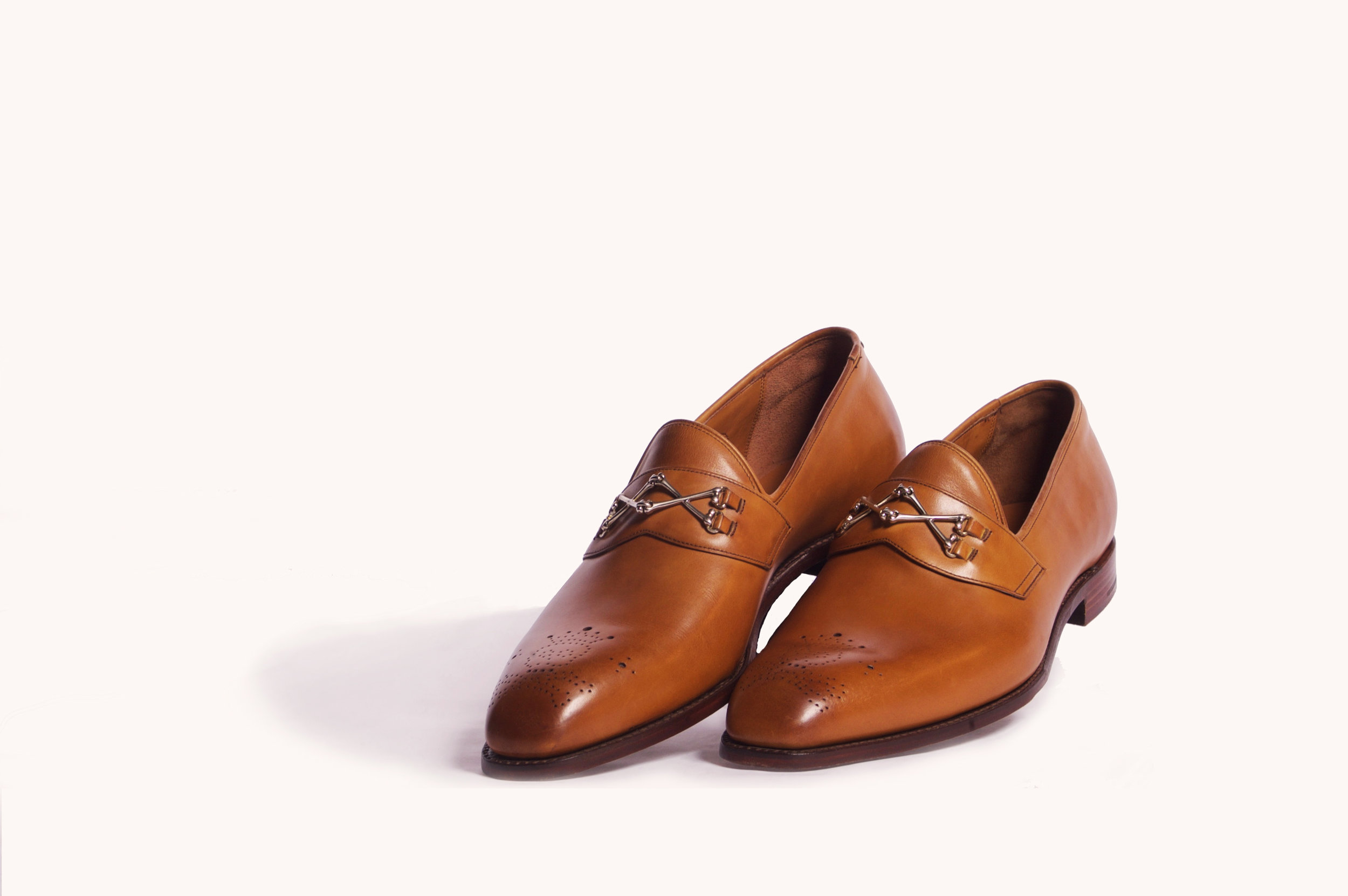 cut loafer shoes