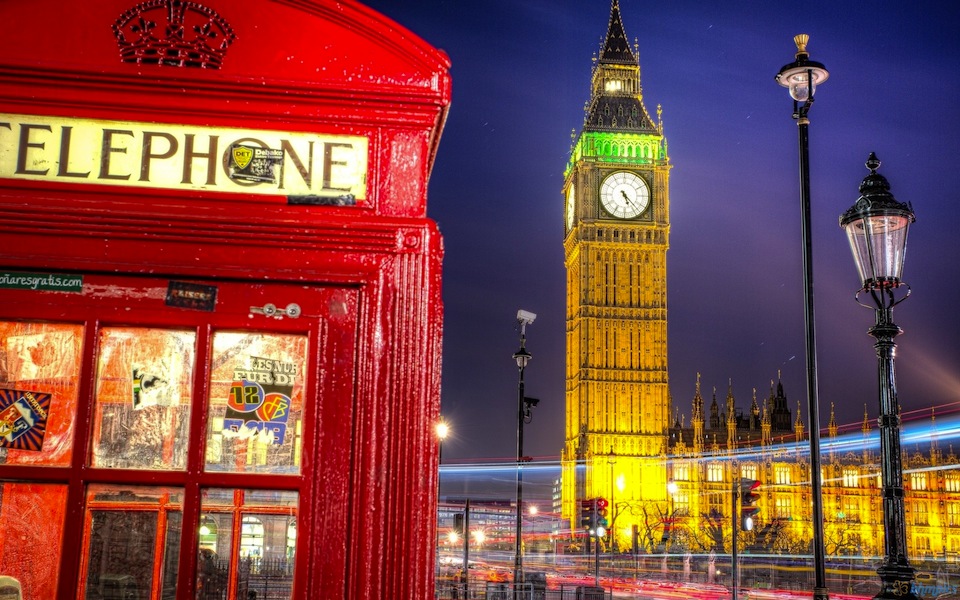 london-phone-booth