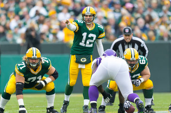Using his powers of pointing, Aaron Rodgers will distract the Viking defense this Saturday.