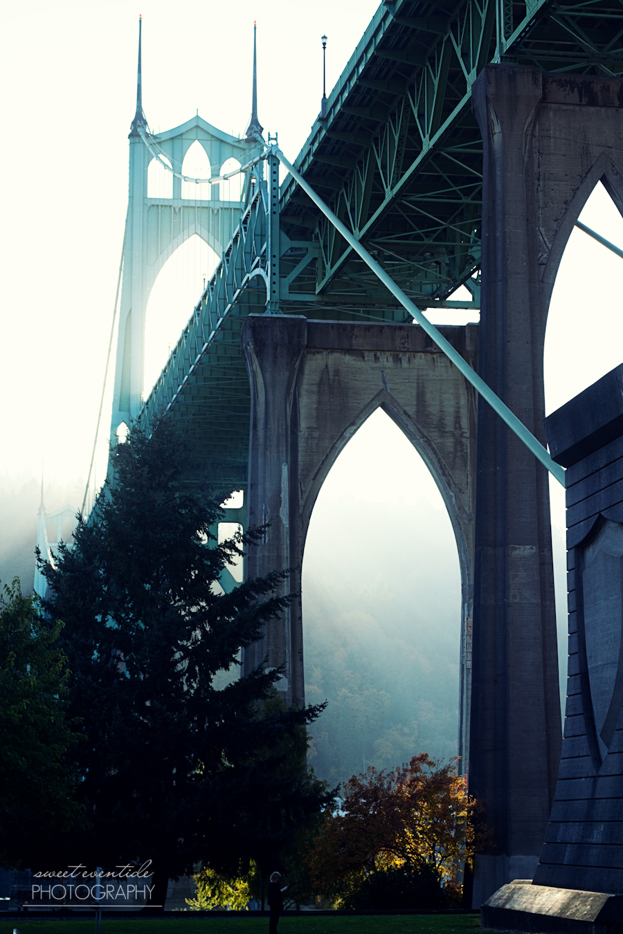 Photograph of the St. Johns Bridge in Portland, OR by Jessica Nichols