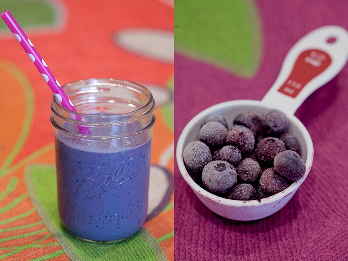 blueberry almond smoothie_0003.jpg