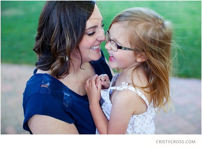 Mom and Child Mini Sessions taken by Clovis Portrait Photographer Cristy Cross_0015.jpg