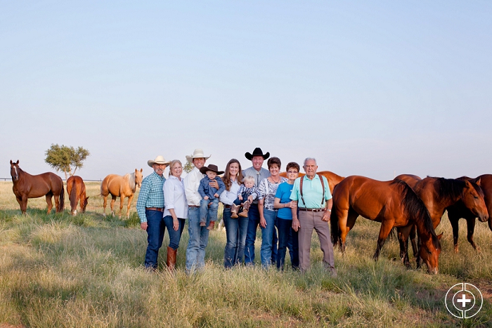Carter Ranch Horse Family Session taken by Clovis Portrait Photographer Cristy Cross_0003.jpg