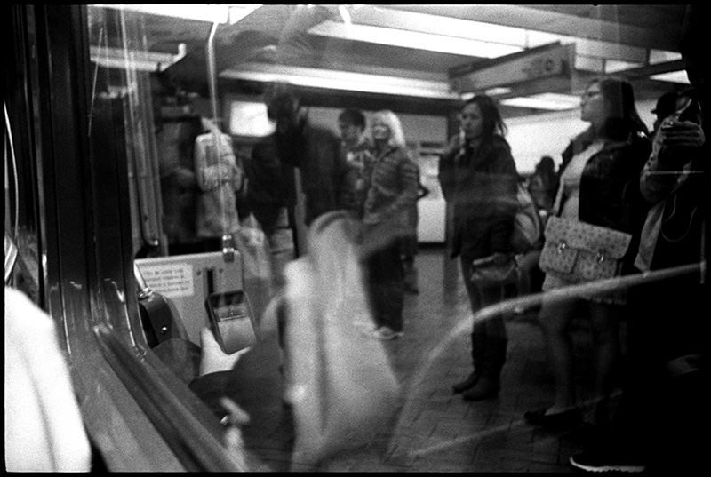 black and white photograph 0277_11A Commuters, San Francisco
