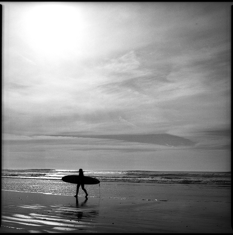 black and white photograph 660115_17 Surfer, Ocean Beach, San Francisco