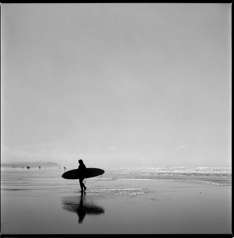 660126_11 Surfer Ocean Beach San Francisco