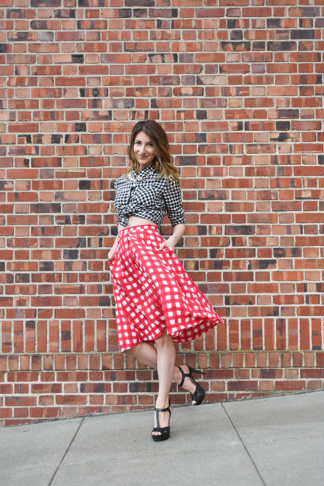 Red-Check-Pleated-skirt-outfit-4