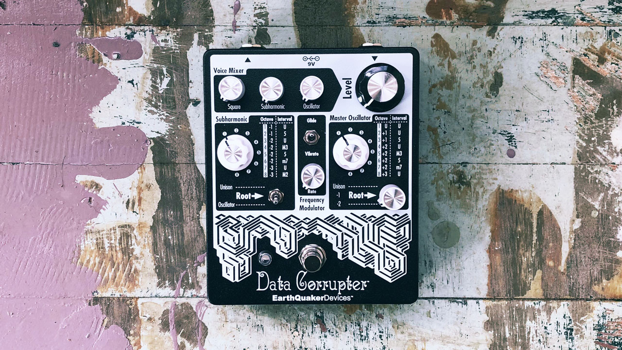 Data Corrupter Modulated Monophonic Harmonizing PLL — EarthQuaker Devices