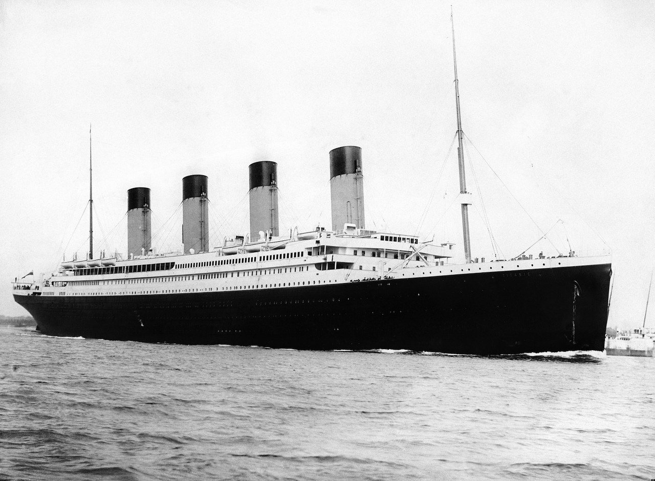 1912 The Titanic Sinks On Her Maiden Voyage Druces 250