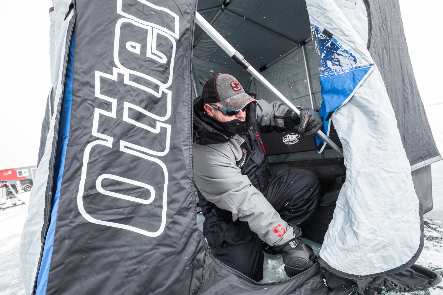 Best Ice Fishing Portable Shelter Options - Otter Cabin — Joel