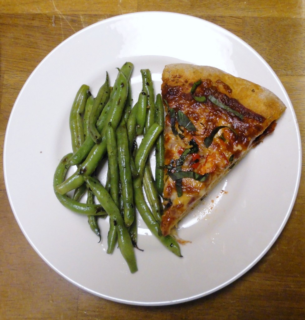 Red Onion and Sweet Pepper Pizza with Sauteed Green Beans