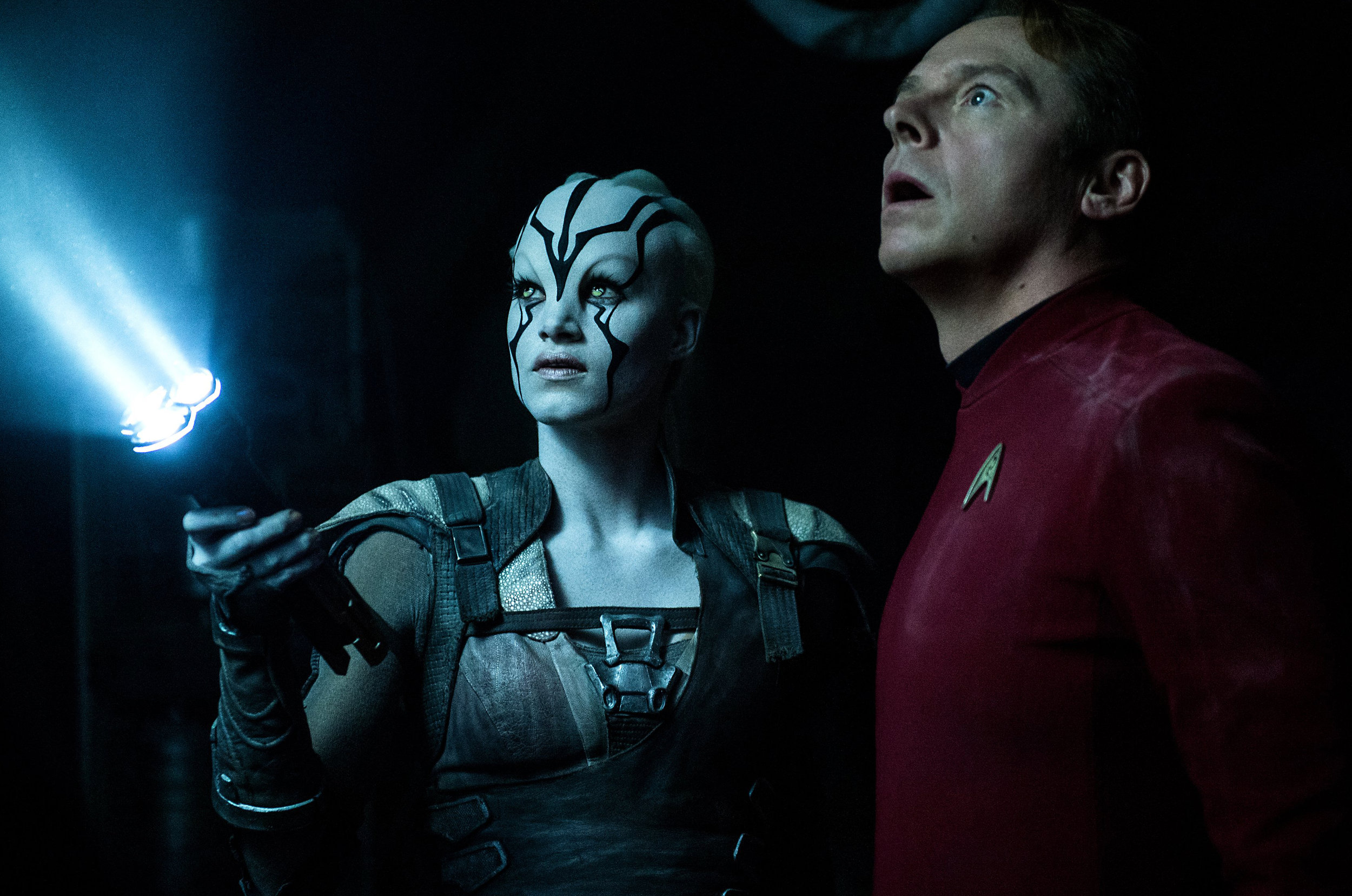 Sofia Boutella and Simon Pegg in 'Star Trek Beyond'.