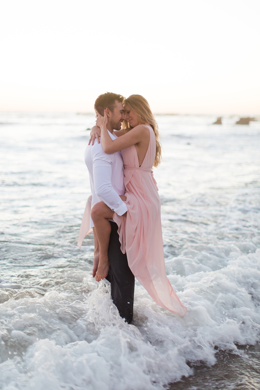 taylor_kinzie_photography_los_angeles_wedding_photographer_beach_engagement_session_0032