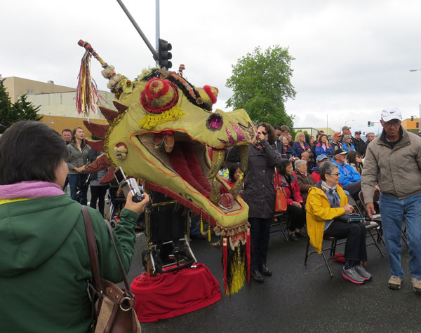Dragon head, made of all recycled materials, brought up from San Francisco for the occasion by Recology, Astoria's garbage and recycling company.