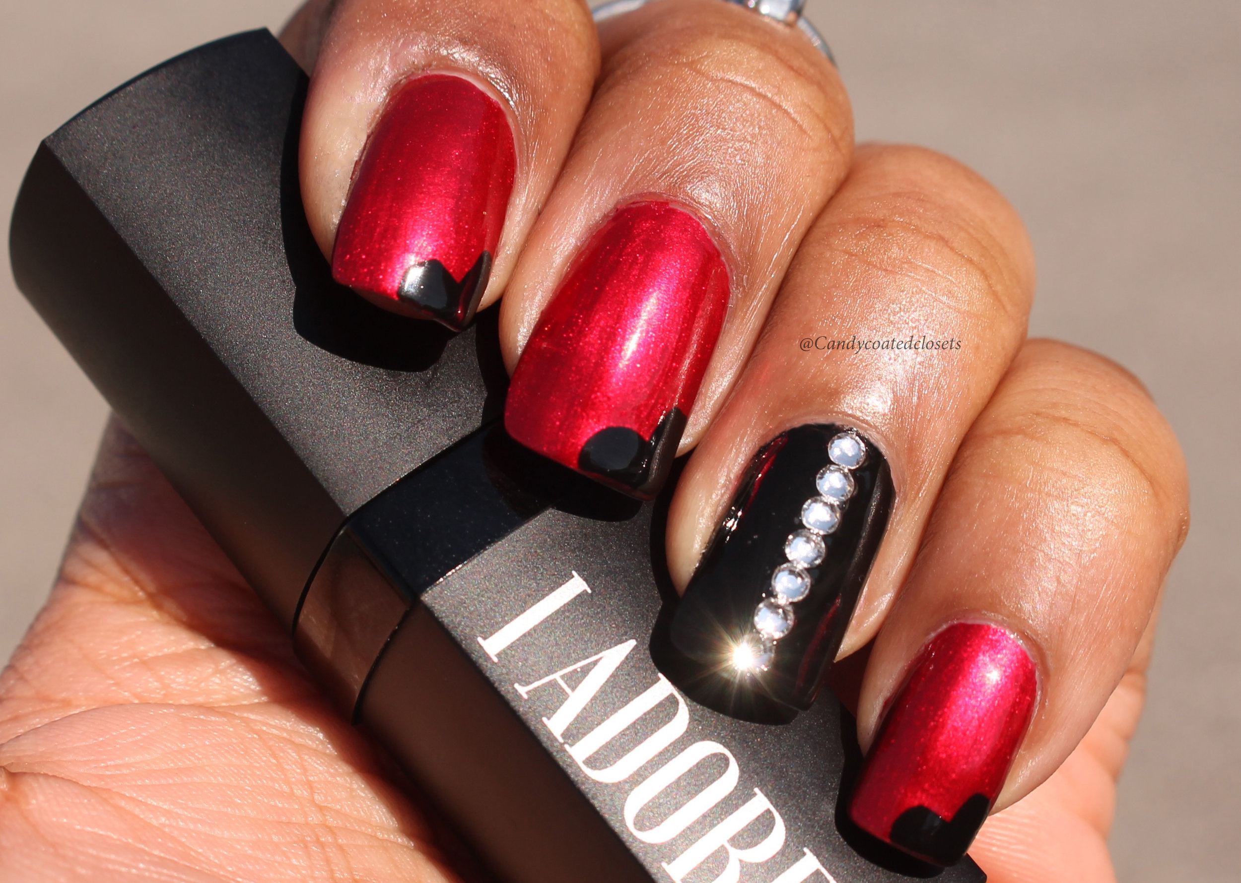 Valentine's Day Nail Art | Red and Black Hearts Nail Tutorial With  Rhinestones — Candy Coated Closets