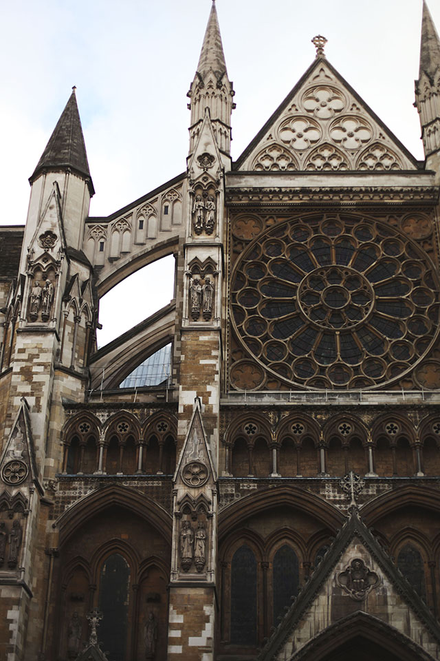 finch_and_fawn-westminster_abbey-london-2