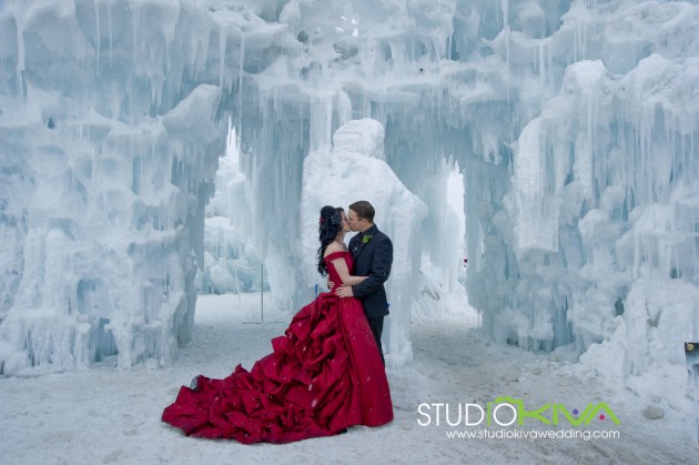 [ Vendor ] Studio Kiva Photography // Winter Wedding Photo Shoots at the Ice Castles In Silverthorne: Part One  |  studiokivawedding.com