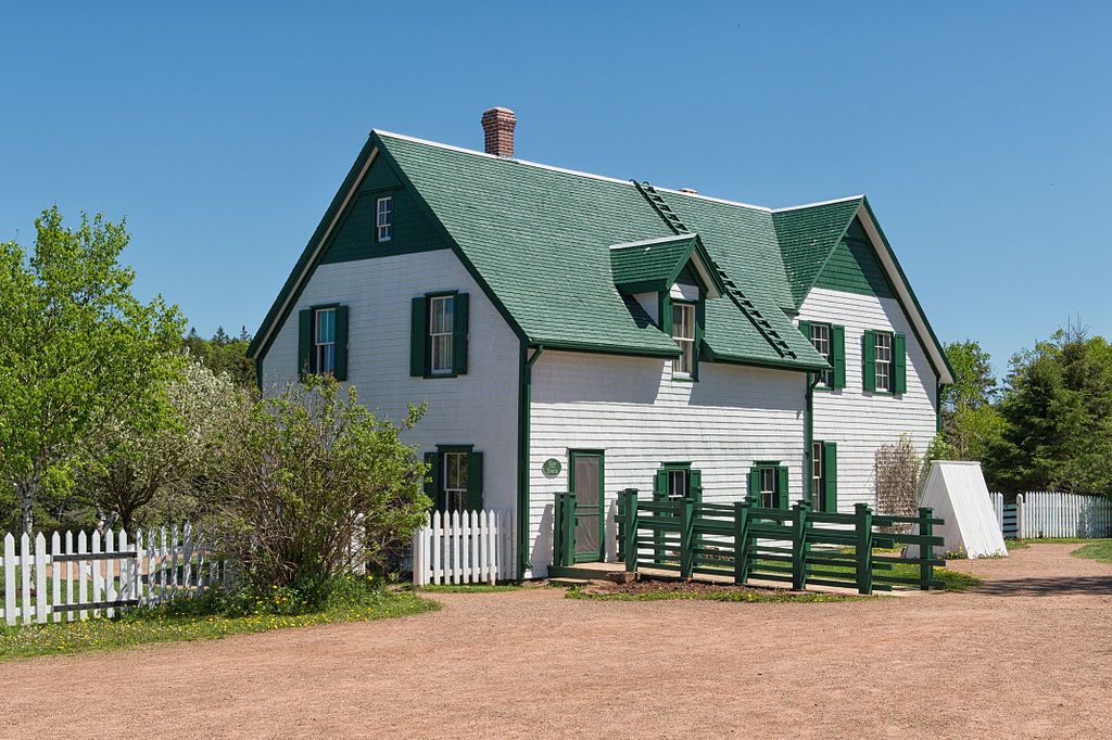 "Green Gables House, Cavendish, P.E.I." by Markus Gregory / Licensed under CC BY 3.0 via Commons
