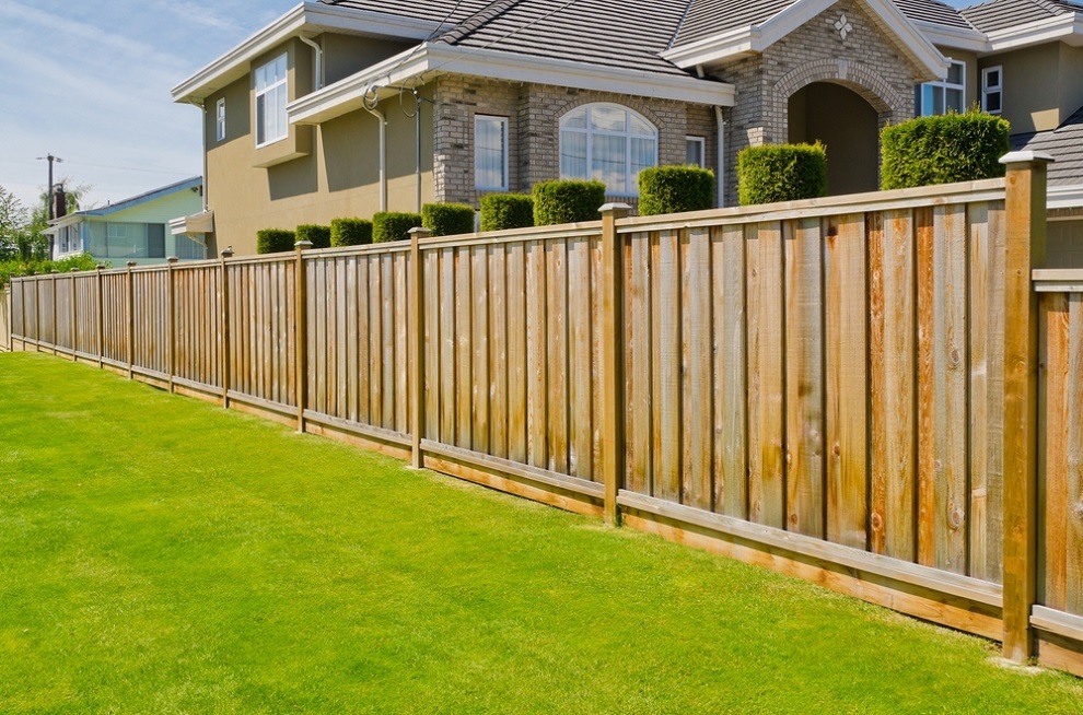 What to Consider Before Getting a New Fence