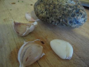 garlic stone