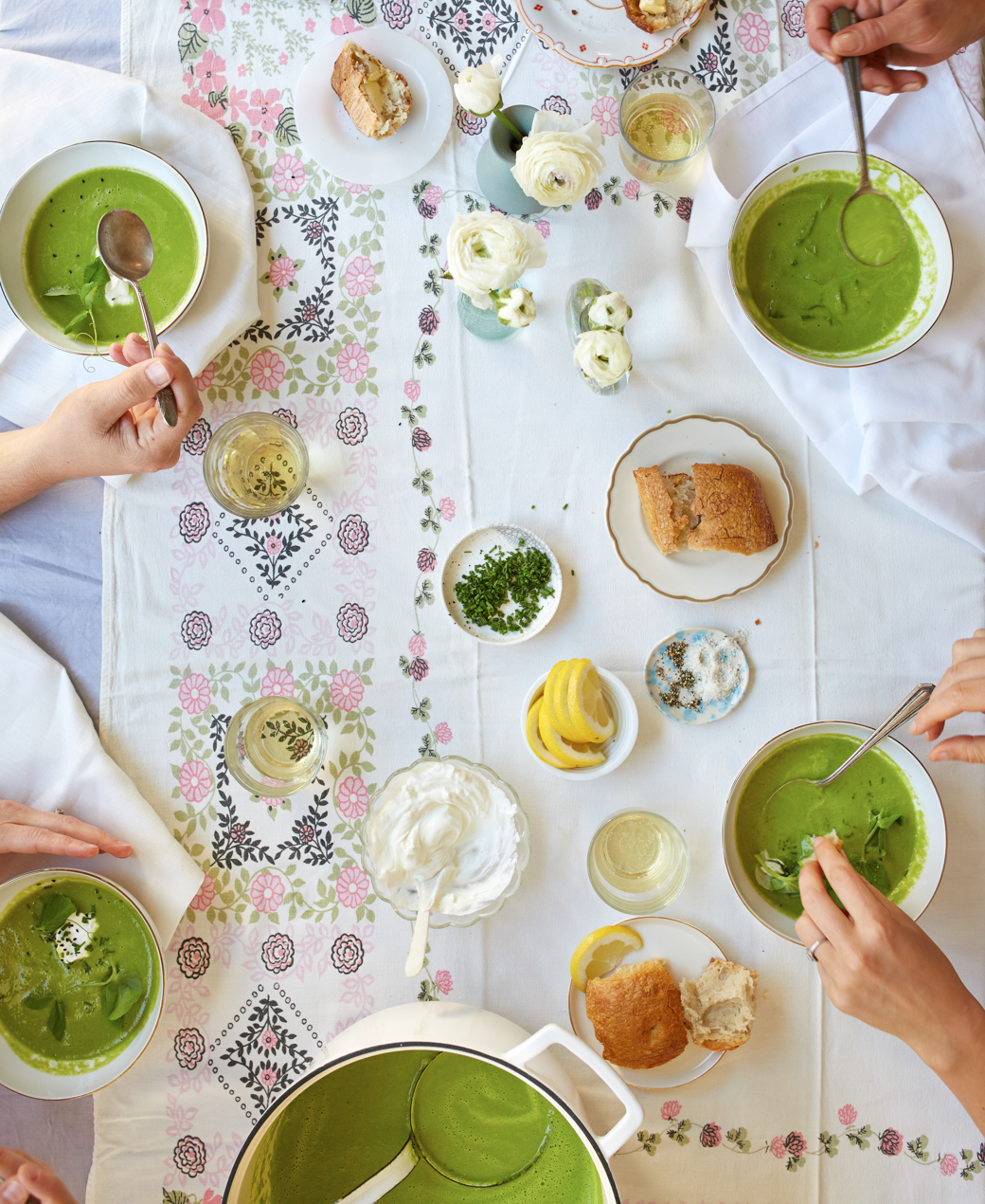 0001_Green Pea Soup with Chive Blossoms, Yogurt and Nigella