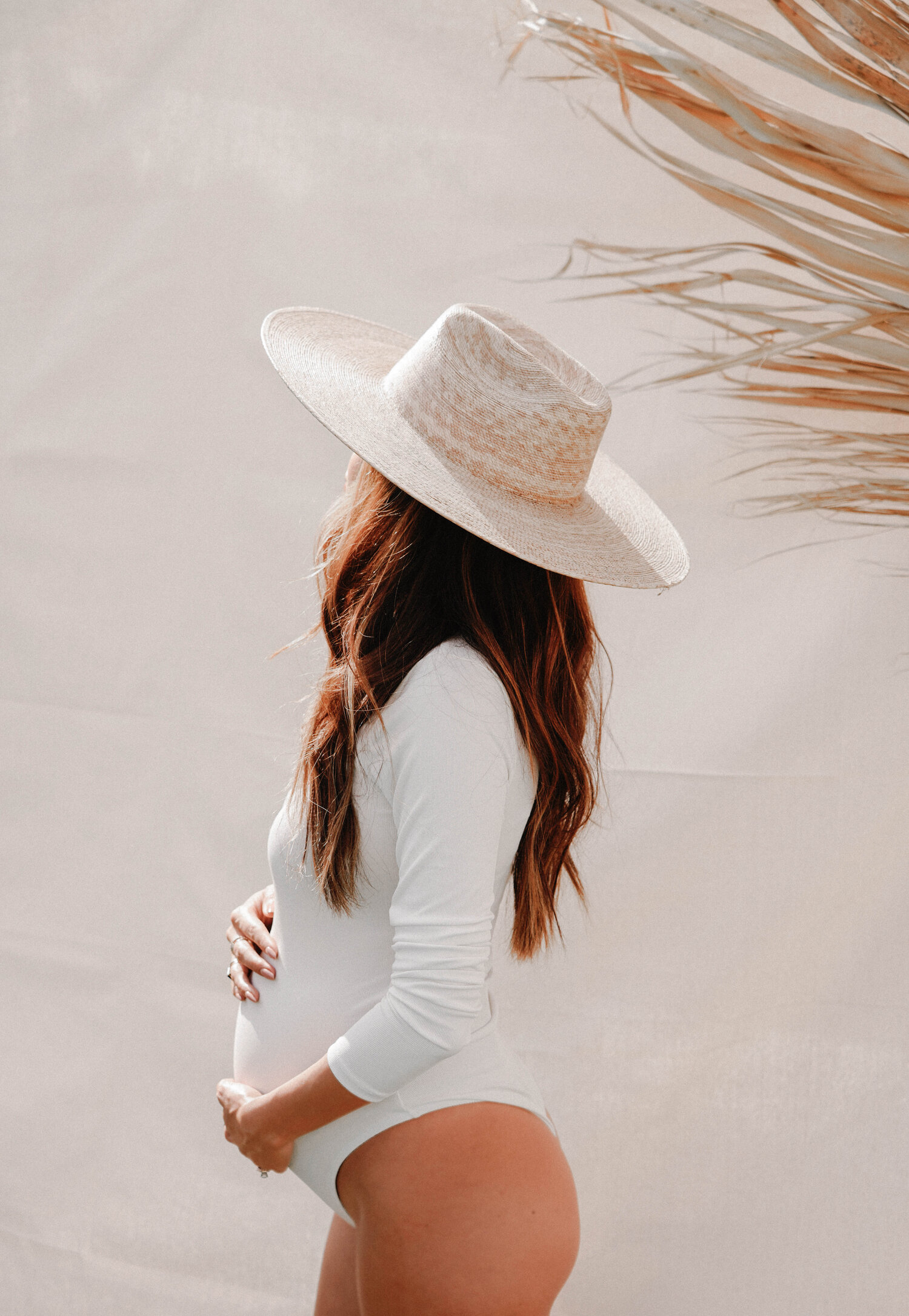10 Outfit Ideas for Your Home Maternity Shoot — Everyday Pursuits