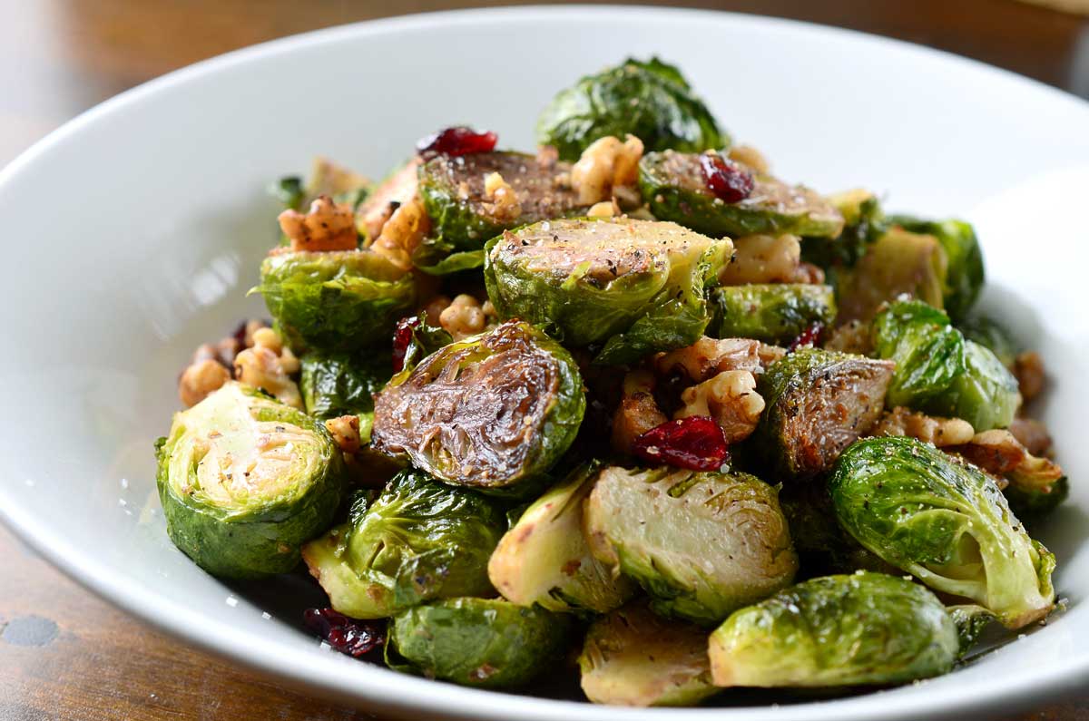 roasted-brussels-sprouts-walnuts-and-cranberries