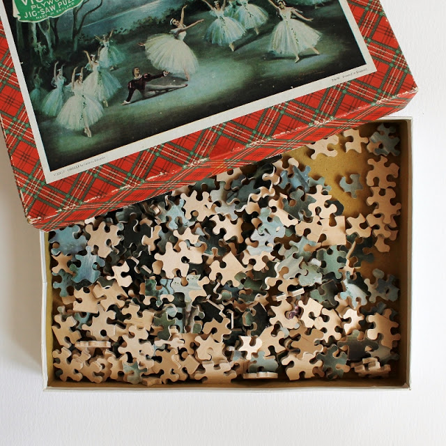 vintage puzzles from my collection - paperiaarre.com