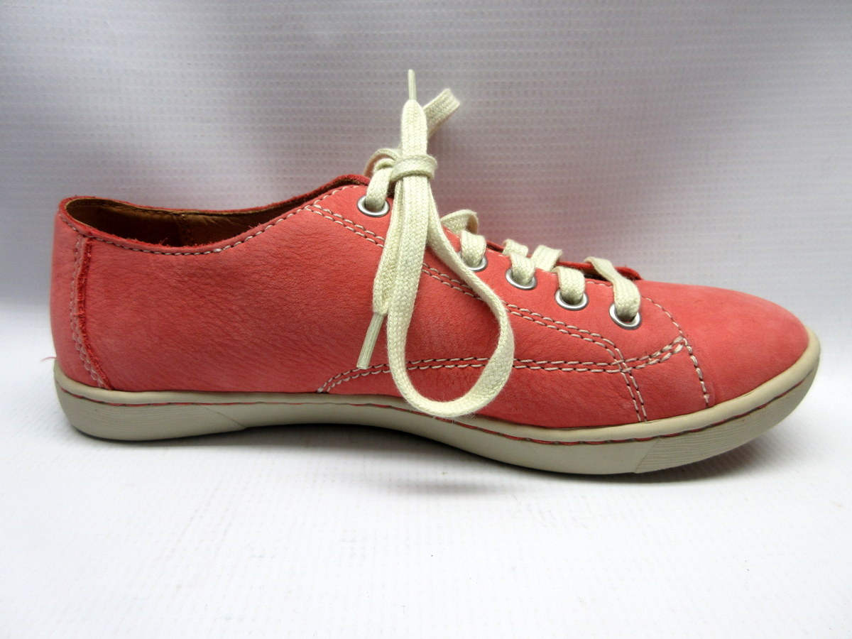 red walking shoes womens