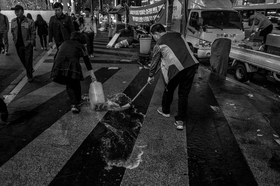 Aftermath of Street Vendor Eviction, Gangnam, Seoul