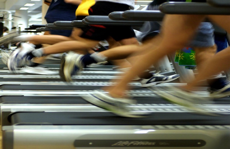 Crowded treadmills make you want a free gym membership