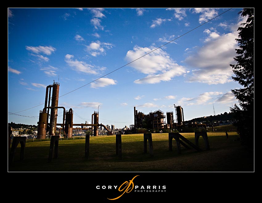 Beautiful night at Gasworks park by Seattle wedding and portrait photographer Cory Parris