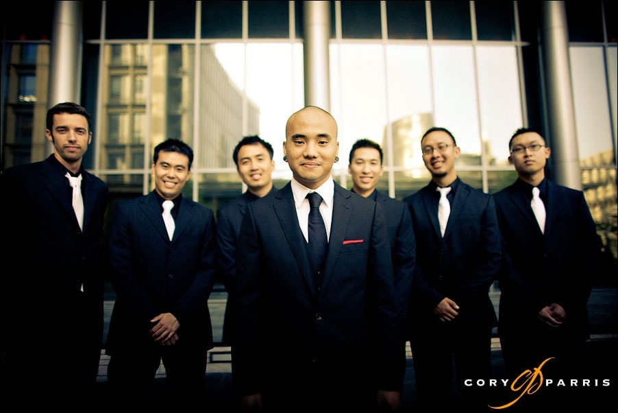 groomsmen at the seattle court house by seattle wedding photographer