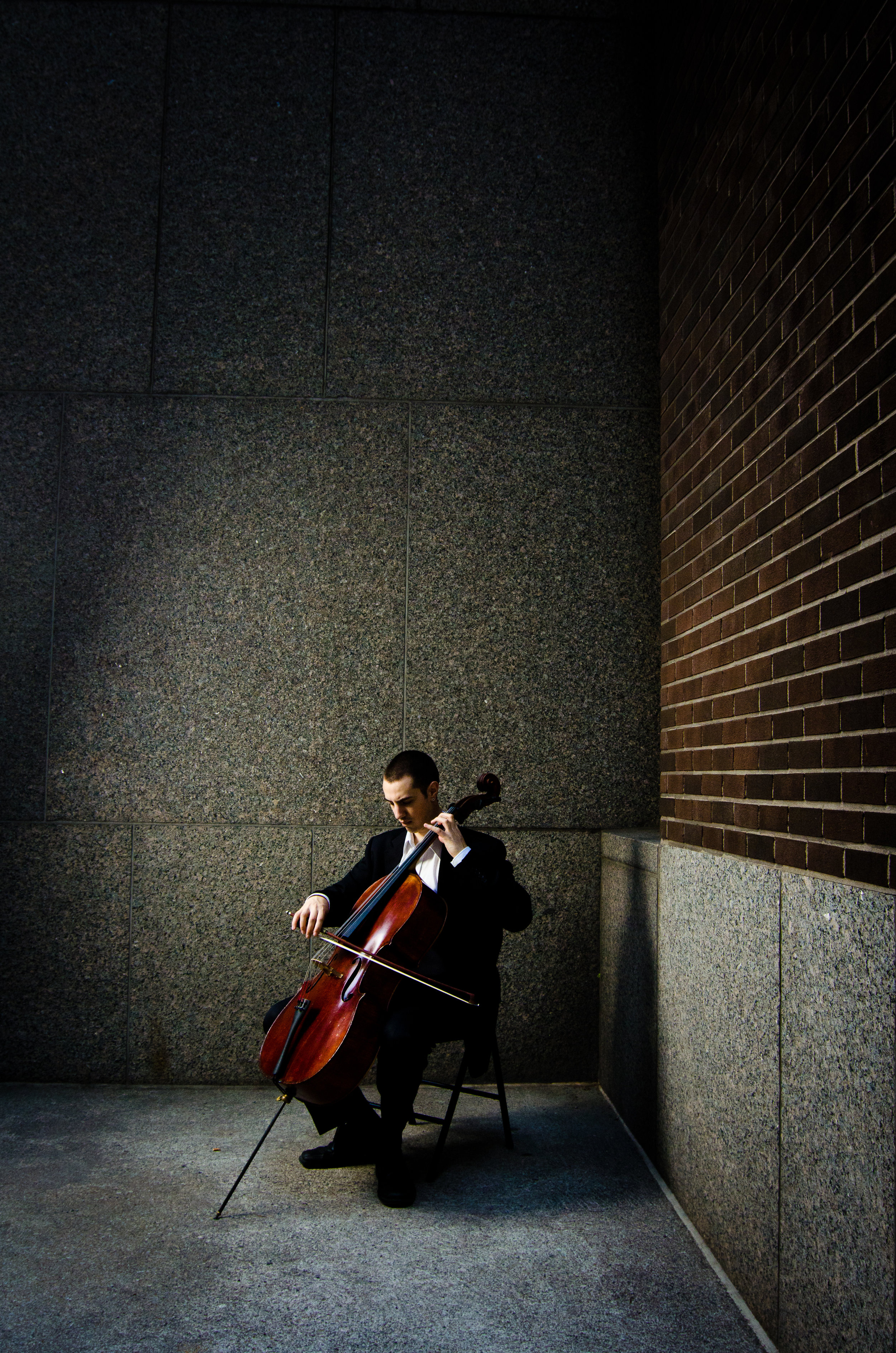 Artist-Portrait-Bryan-Holt-Promotional-Playing-Cello-Montreal-Music-Photographer-Alex-Tran