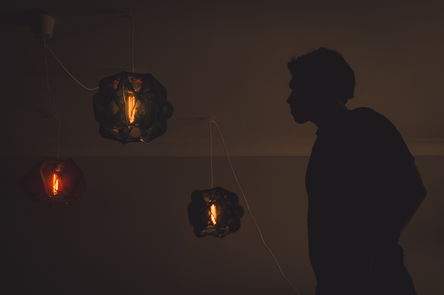 portrait-montreal-artist-ariel-harlap-zooratura-photographer-alex-tran-silhouette-lampshade-bulb
