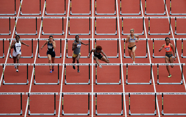 Brianna Rollins leading her 100 hurdles heat // Getty Images 