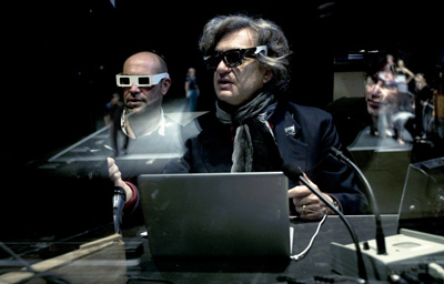 Wim Wenders working on PINA in 3D (foto: Donata Wenders)