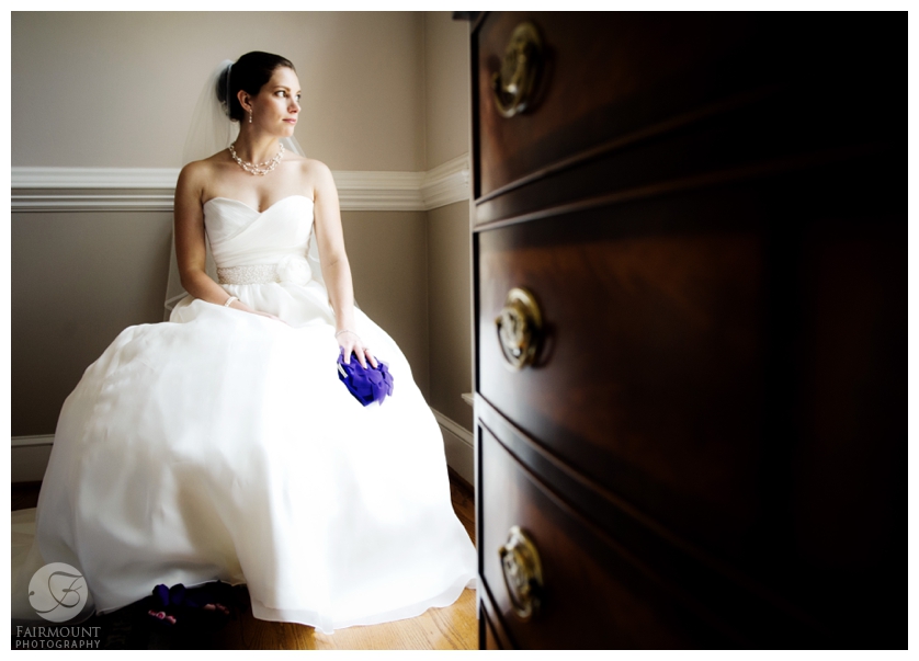 Bride in a-line gown with sweetheart neckline 