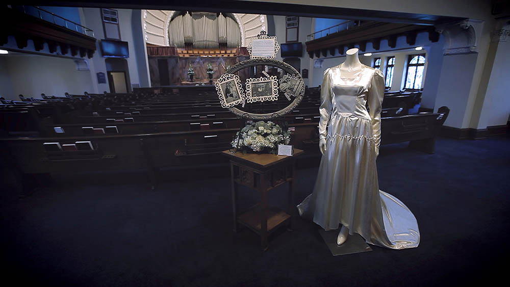 austin bullock texas history museum wedding photo 10