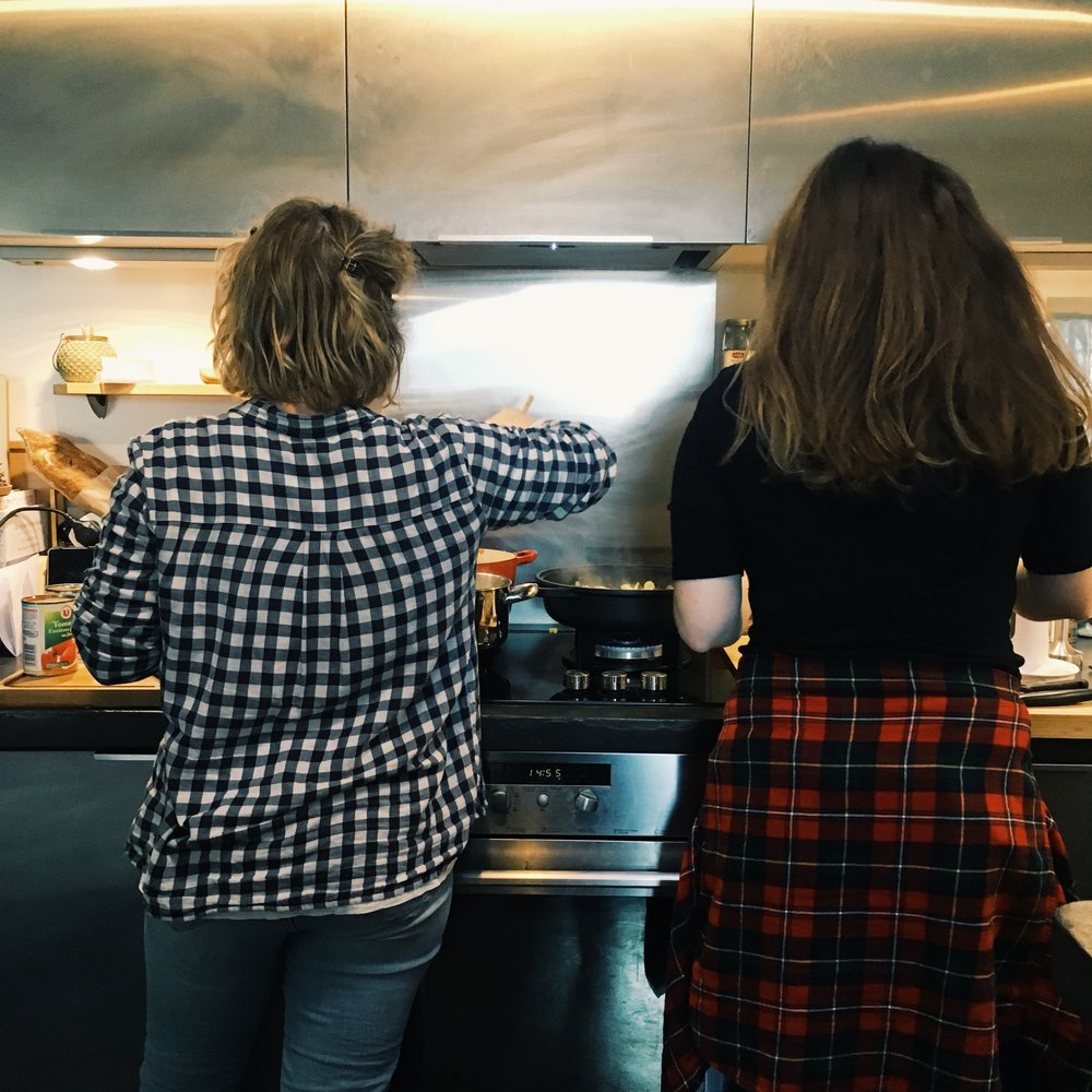  The lovely Emily & Sarah releasing their inner Chefs 