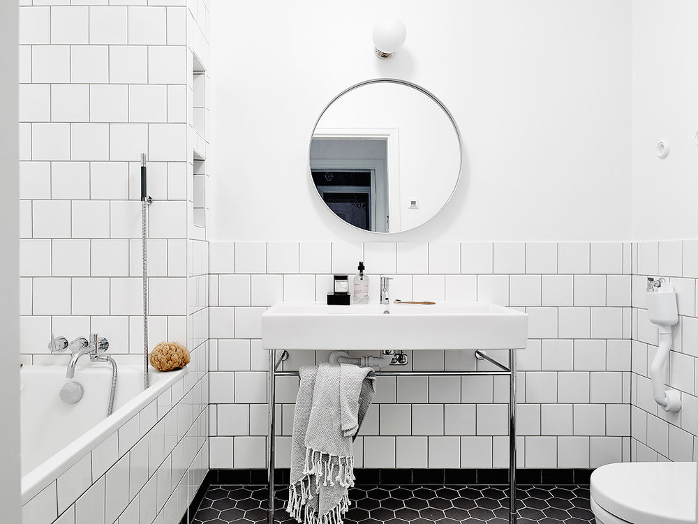 Modern White Tile Bathroom :: House of Valentina