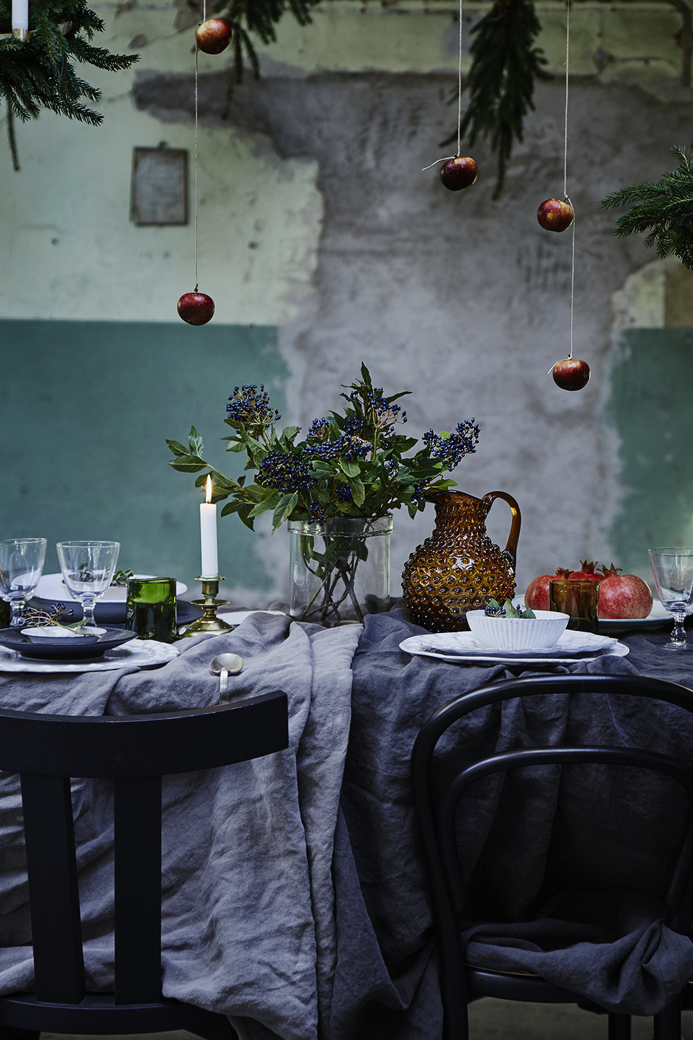 Rustic Christmas Table Setting :: House of Valentina